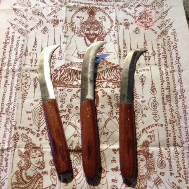thai herbalist knife bottle gourd herbs